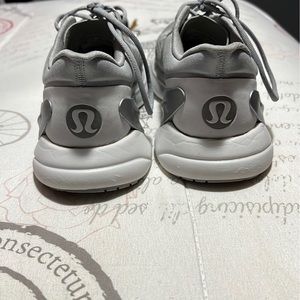 Lululemon blissfeel run